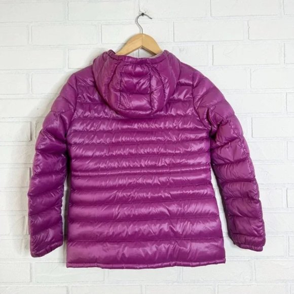 Uniqlo magenta packable down hooded jacket - Small - Picture 4 of 7